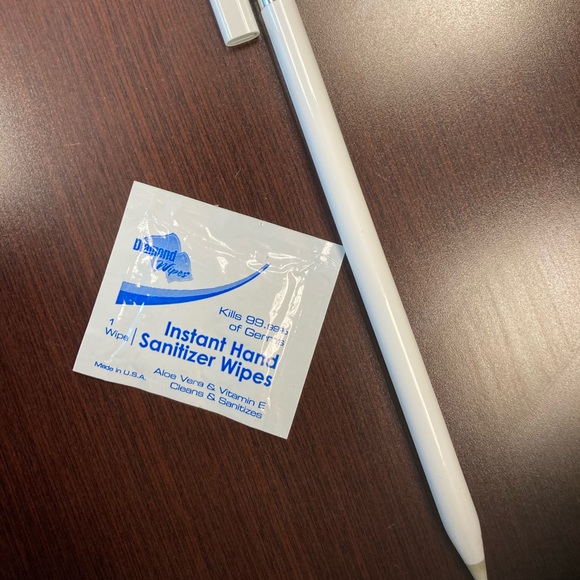 Apple Pencil
1st generation - Picture 4 of 10